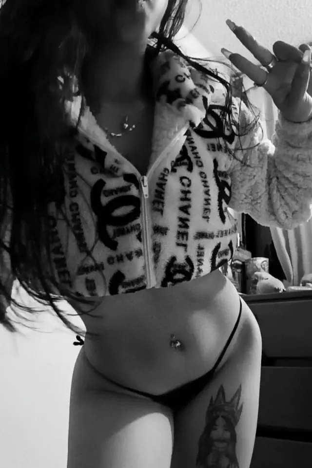 escort-media-59a6d553-a2c4-4ea6-b62c-df62b961ef76