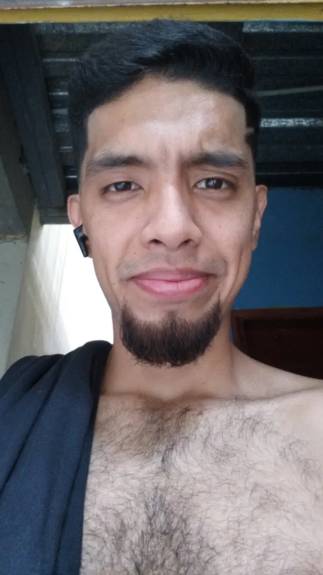 escort-media-5b9c74a5-2898-4a8d-9873-8987616a3820