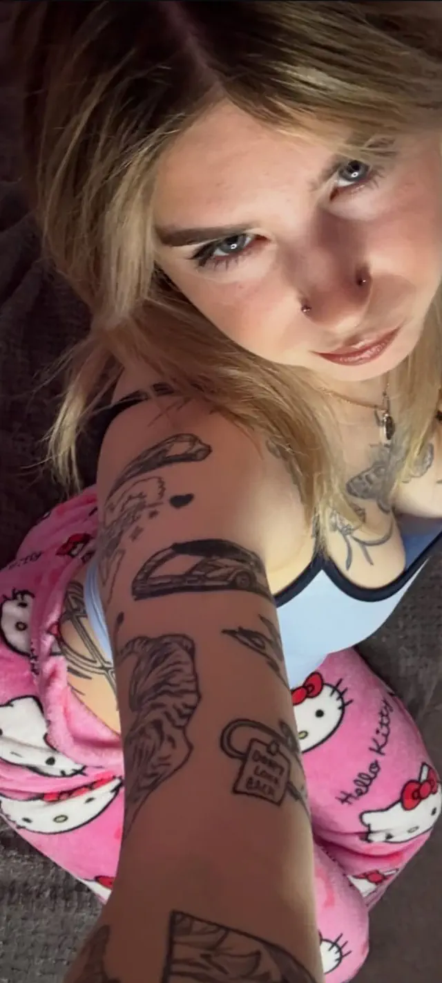 escort-media-5ba59bc8-cf44-40e2-8b7e-29f2120e021b