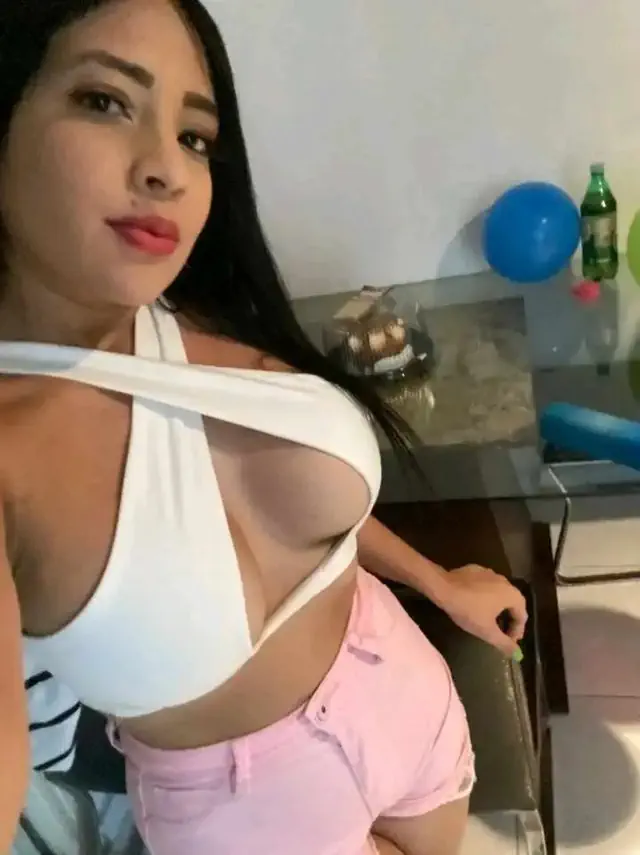 escort-media-5bda0ce3-952a-4ef8-9015-75fdaf249f6f