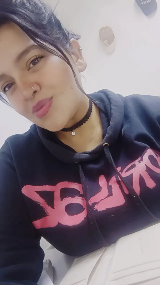 escort-media-5bf11f36-be59-4183-8d0d-8d12e091cffb