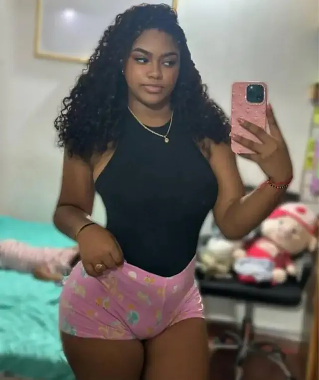 escort-media-5c370e85-bed2-4541-89f5-bfd7c209053e