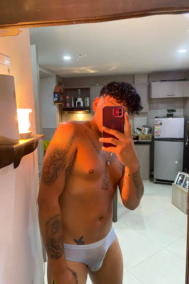 escort-media-5c490864-f017-4de8-a484-16f0415d229c