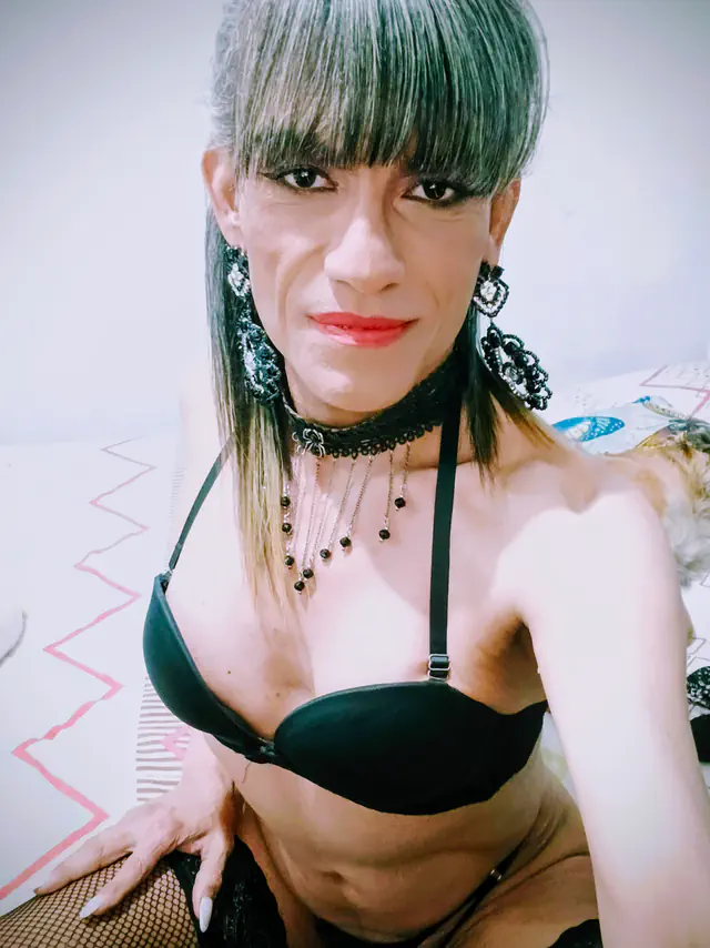 escort-media-5cdd8dfe-c64a-430a-a213-c3d08c2b0d62