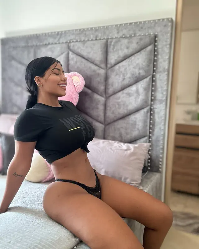 escort-media-5d3cf5f1-3d6e-4a4a-8b4c-57900eb2392a