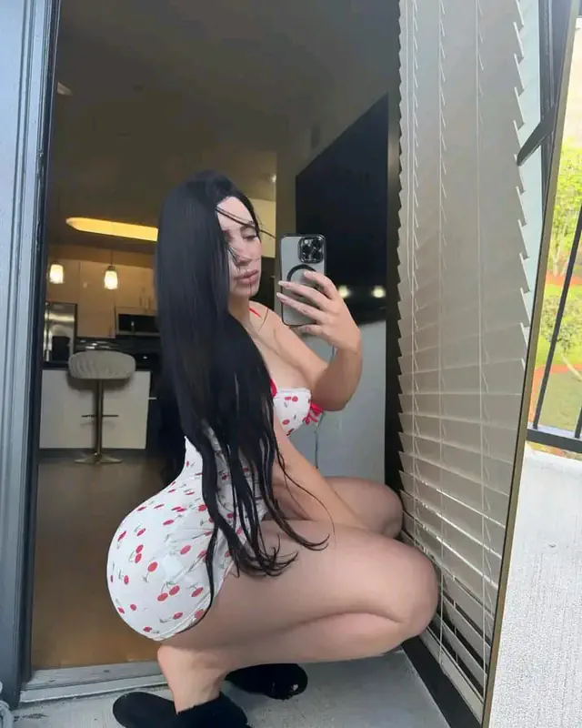 escort-media-5d975748-264b-4df7-bd89-de523a55e754