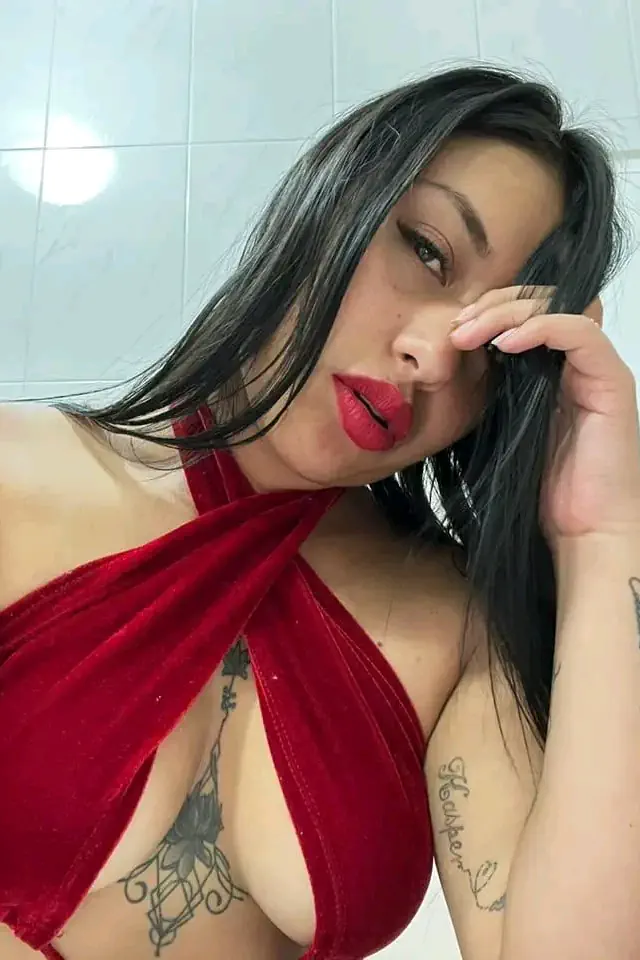 escort-media-5db4115f-9870-4de0-b47f-a0fb5d7290b9