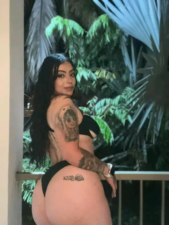 escort-media-5e5e3277-8367-464d-aa2c-0e2da7ecad70