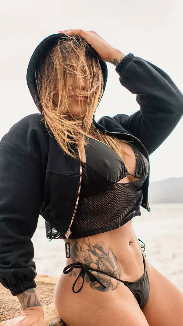 escort-media-5efd8919-71a6-40ea-880e-33b4318cd021