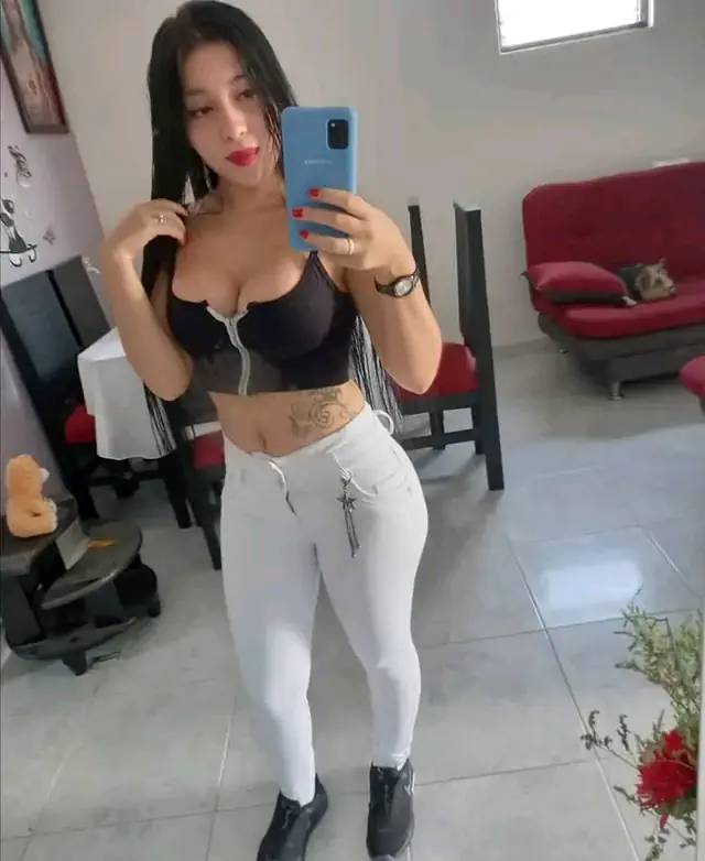 escort-media-5f8c9d97-0db8-4fe7-ac0e-afa3d62f07c9