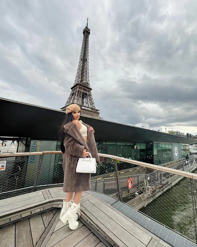 escort-media-5ff6dad5-9115-4b7c-a082-f7d8bb4bccb1