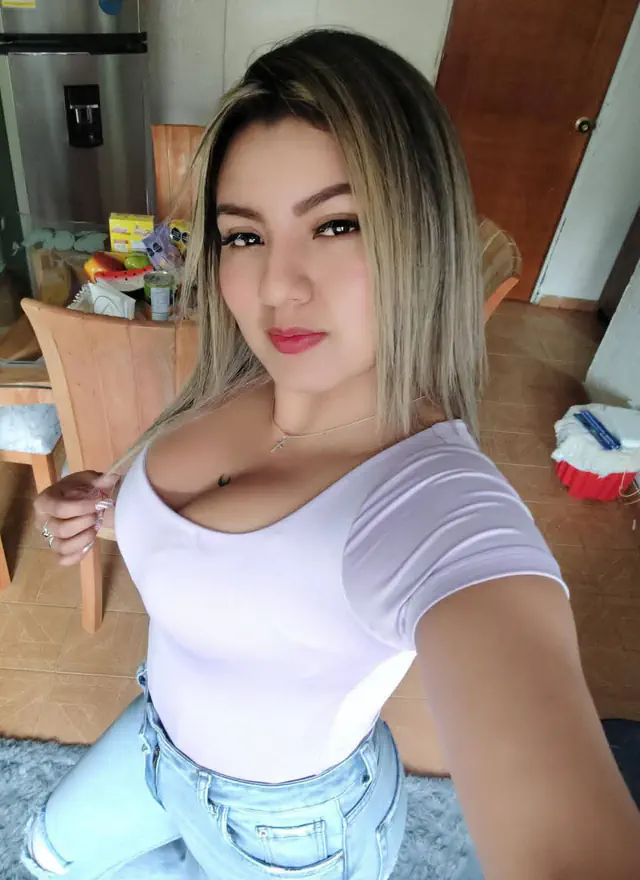 escort-media-5fff95e3-ce80-4447-95a4-1f9262ce8944