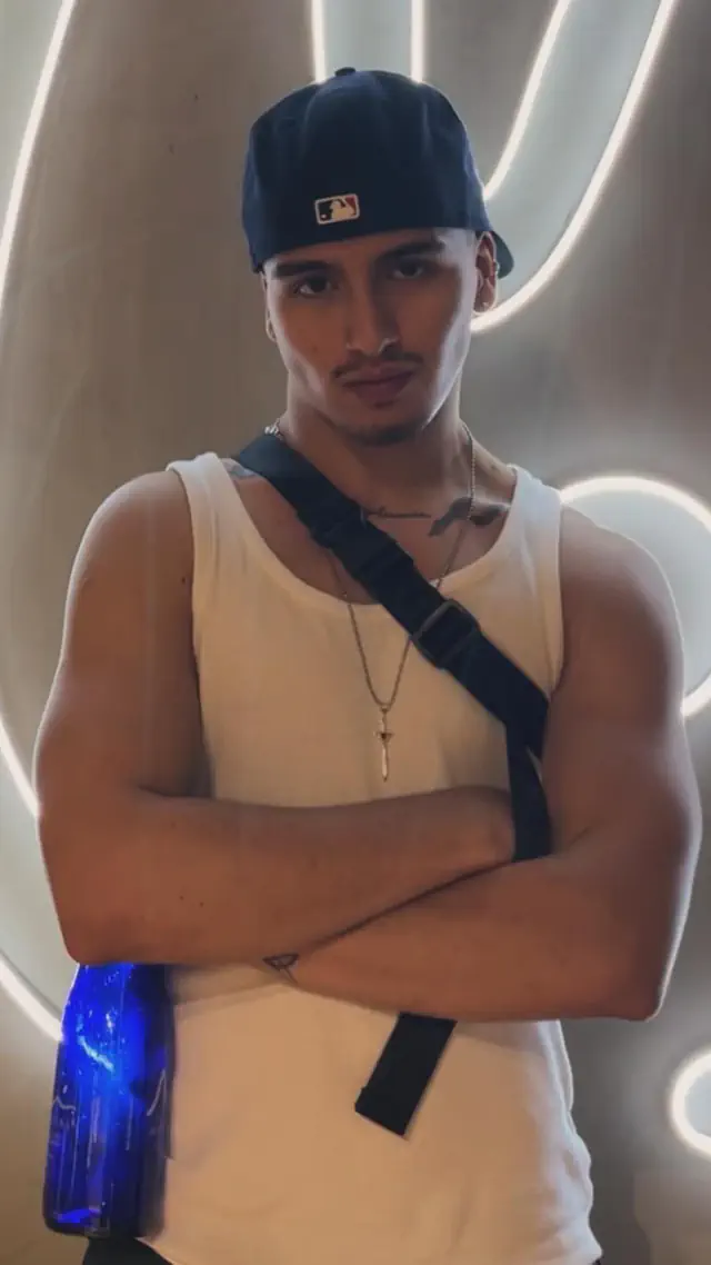 escort-media-604c77fd-b362-4645-9e21-92b310640a55