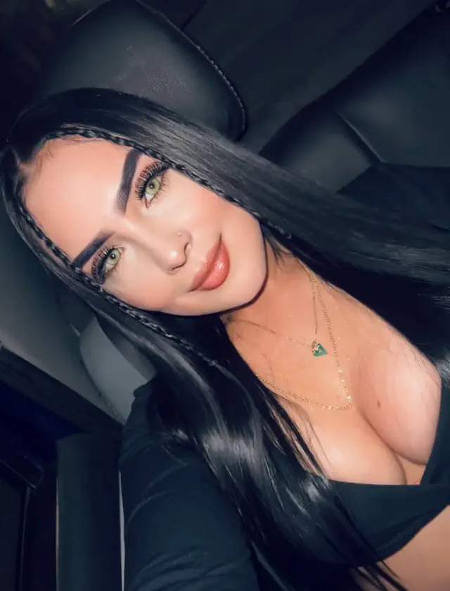 escort-media-60e490a1-6cee-4465-822d-fc9e6abd87d0