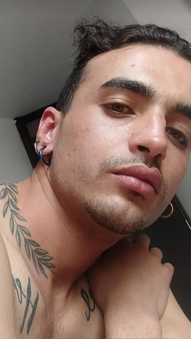 escort-media-617abaea-7664-4226-c351-1844e15f1d00