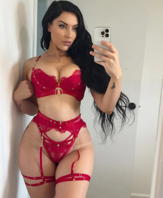 escort-media-6195c054-ac77-4bae-8b7b-bb48e293a525