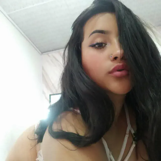 escort-media-61df26b6-5a93-4924-a5fc-ae1c204994eb