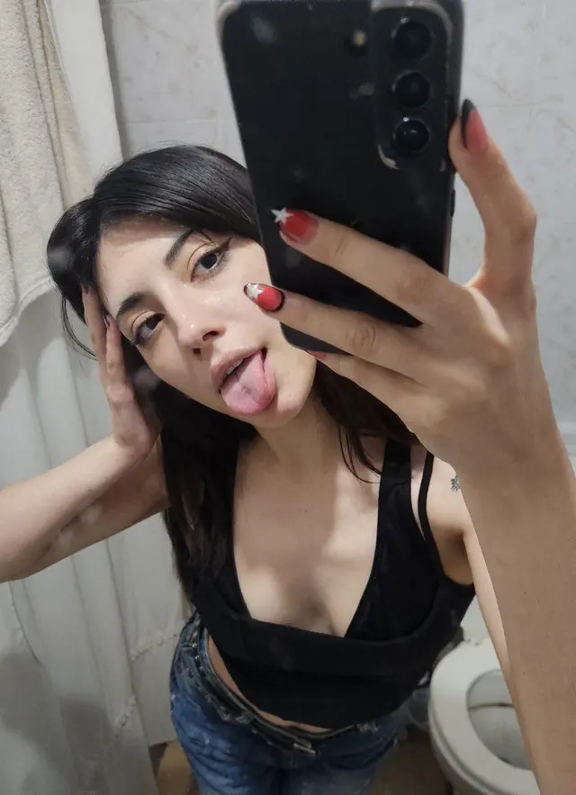 escort-media-62540440-44d2-443c-b582-a8eb5a8ab659