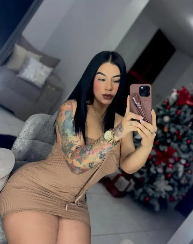 escort-media-62ed4b55-ed6a-4b1d-a8ea-801dcfd5b868