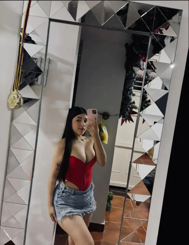 escort-media-6301f0d9-6198-4be6-8a99-c51d6a09f707