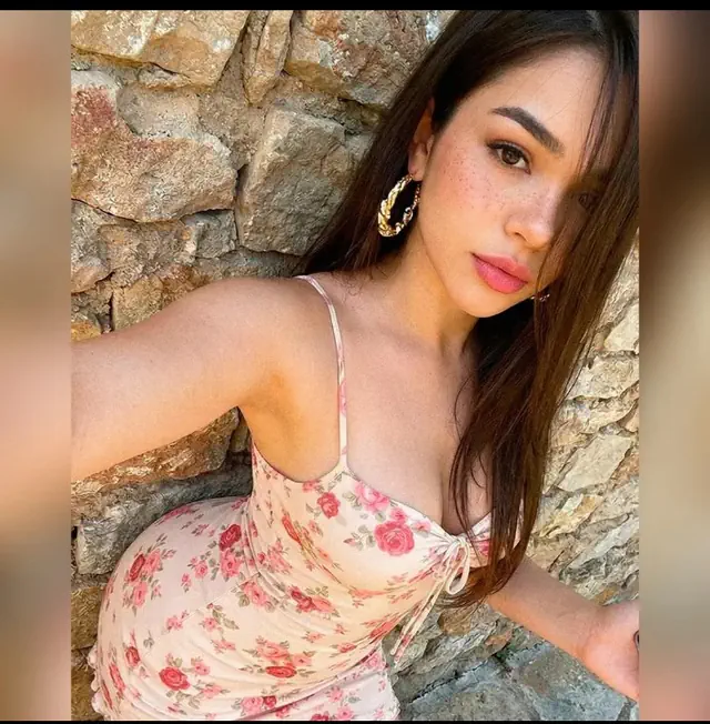 escort-media-63289645-830c-4b20-ae36-dbccfaf91173