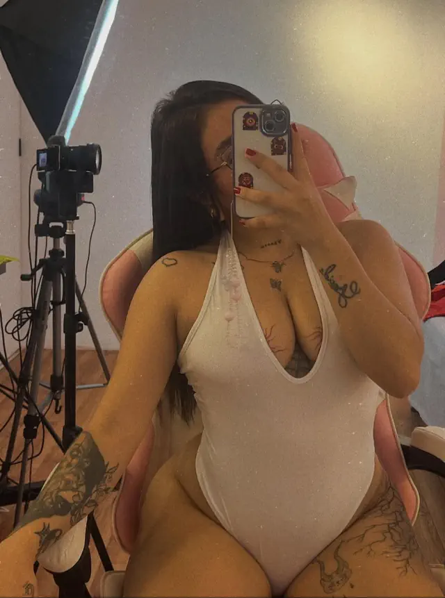 escort-media-63762eba-eb08-4545-829a-935b9cb1a261