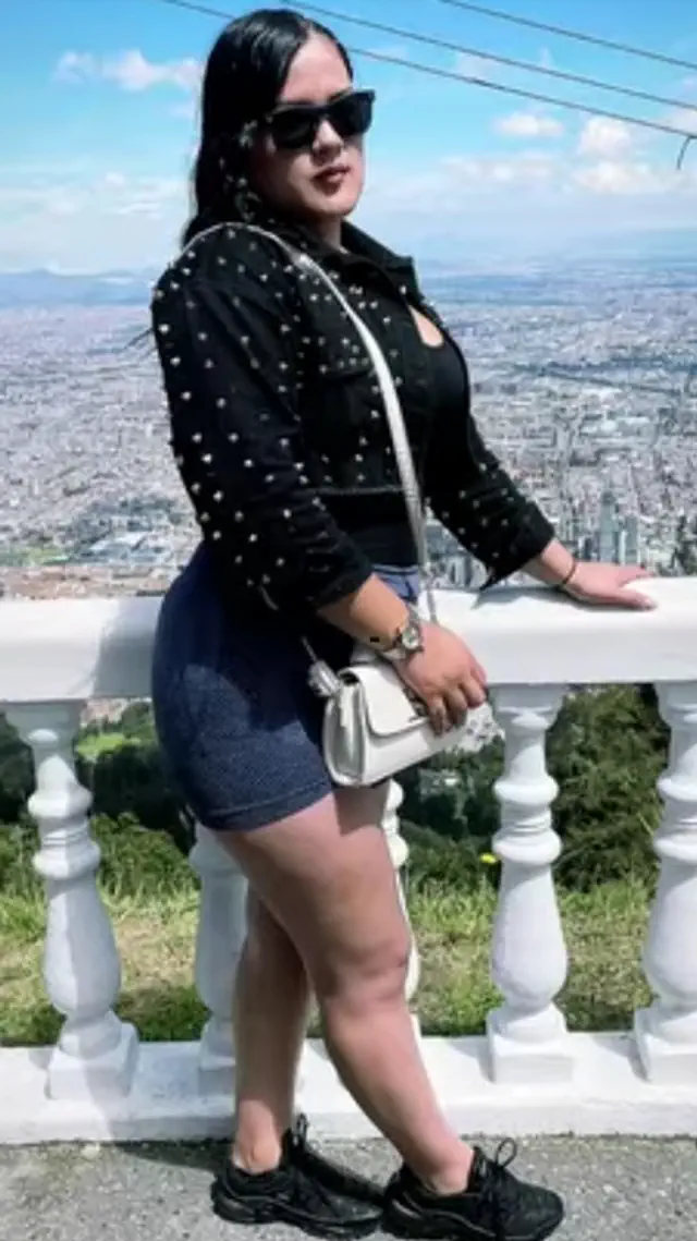 escort-media-638d7362-62b5-4751-8fe1-1bb6fef5582e