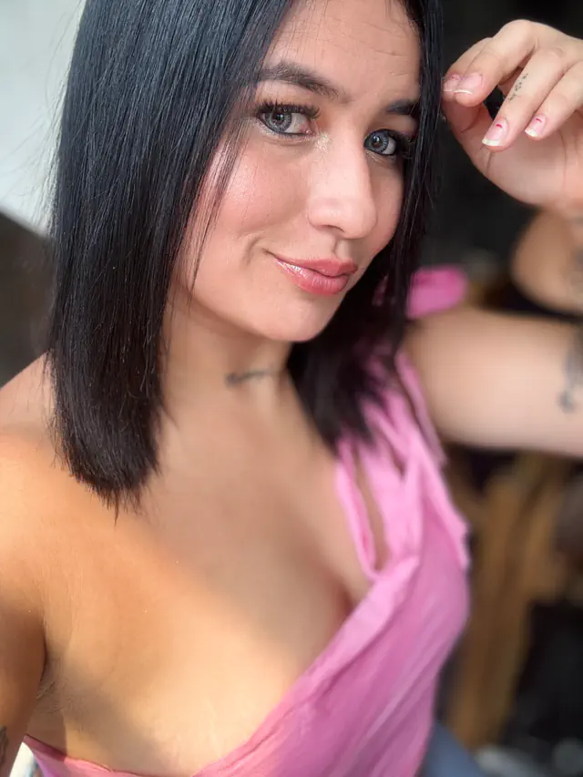 escort-media-63a38ea5-058d-4782-b28e-bea4db1816d6