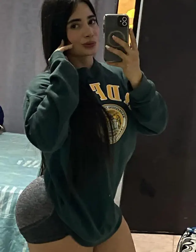 escort-media-63ab0922-0fc1-4199-abf7-fe012997ca8b