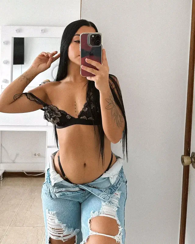 escort-media-63e3ee9a-a3d1-4206-8f21-48c0e9d447ec