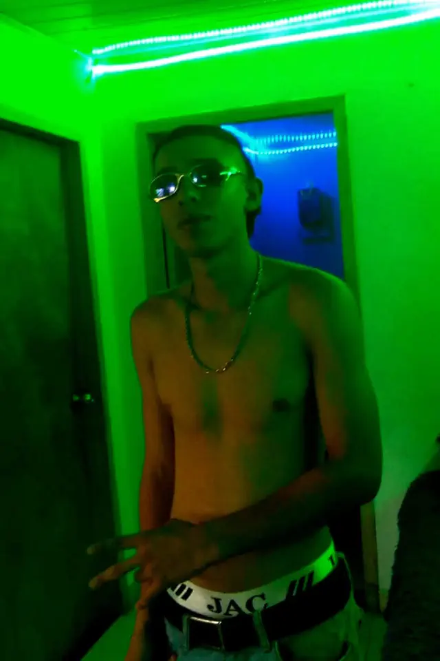 escort-media-644f8afb-5fbd-4fbd-98a7-36ced672e15a