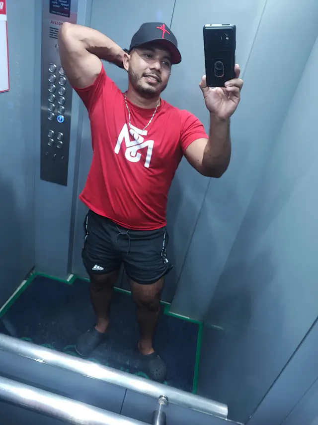 escort-media-647de8fd-85a2-46af-9f0f-77803cad2f52