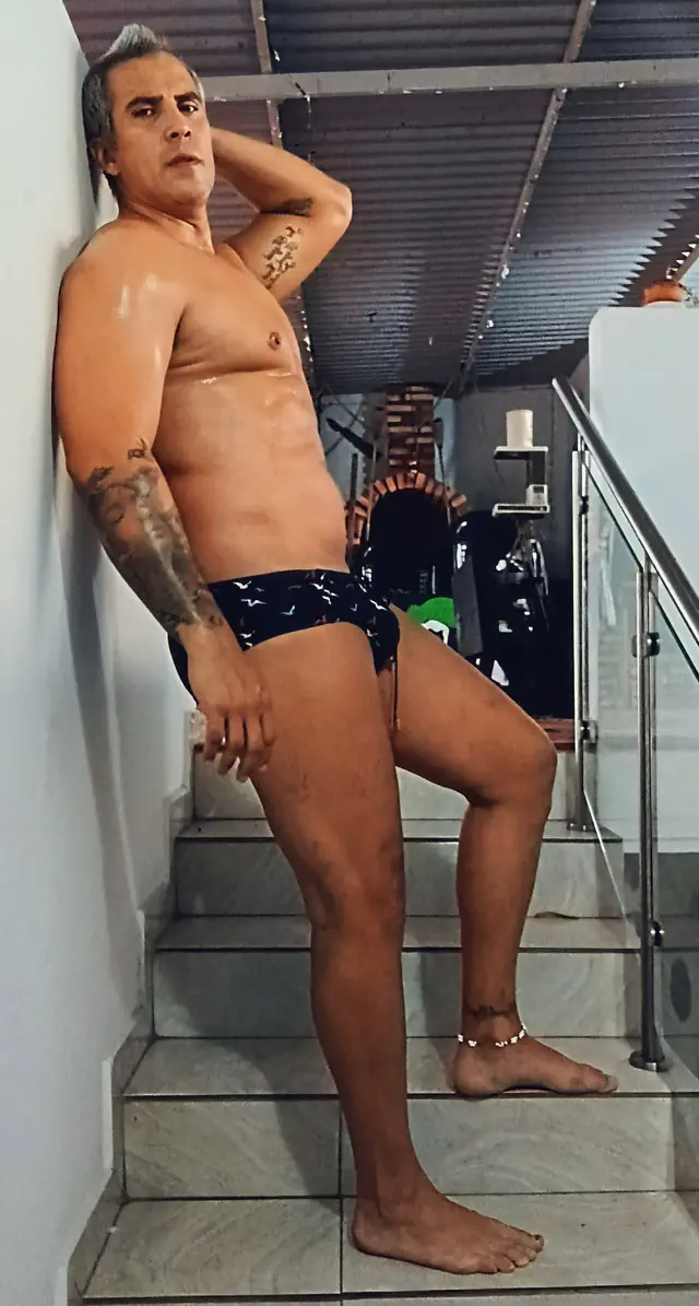 escort-media-6484661a-0ea3-4148-8a89-98594c8047ca