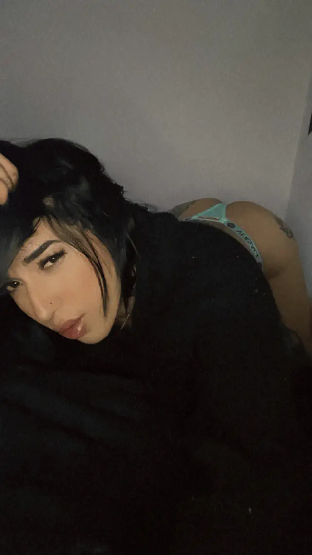 escort-media-648535d3-cad8-412d-91dd-fc25c33ccd00