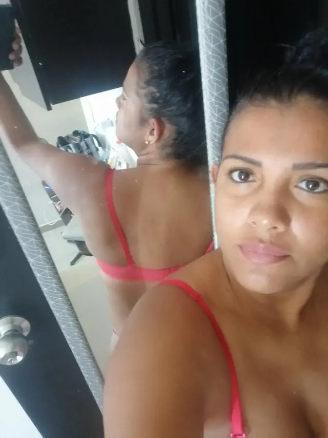 escort-media-6535f1a1-2258-418a-3890-c7228cd55500