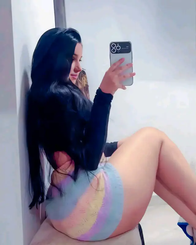 escort-media-659d47bf-ebe1-458f-8eab-661fe462d74f