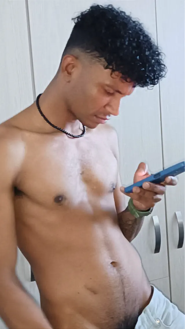 escort-media-65df64bc-4a82-4cf4-04b4-b419aadbae00