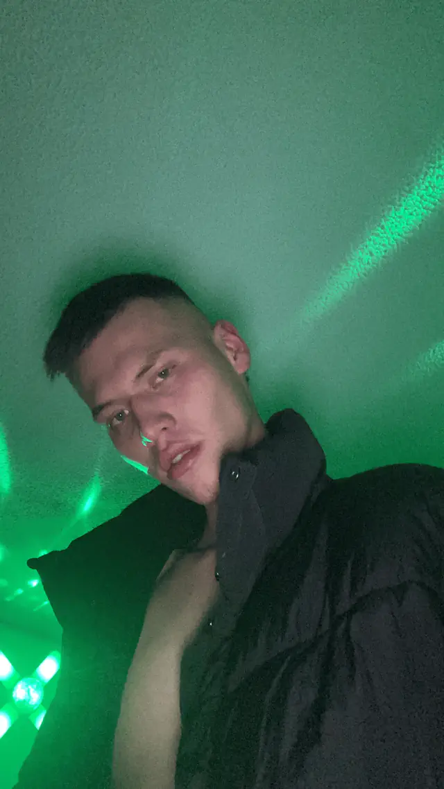 escort-media-66134477-f6b3-476d-cfd3-93b914823b00