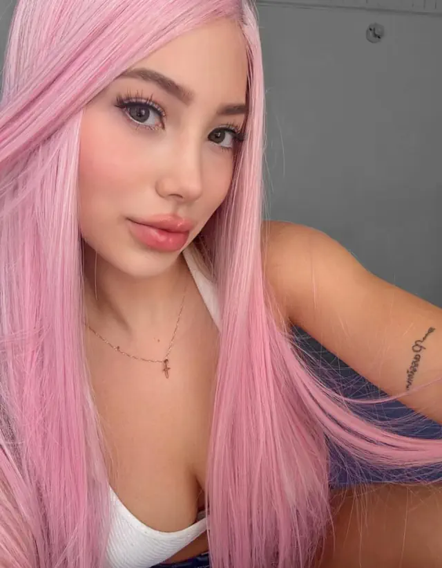 escort-media-663cd6f5-d2d5-42d5-baaf-7da3a5a6797e