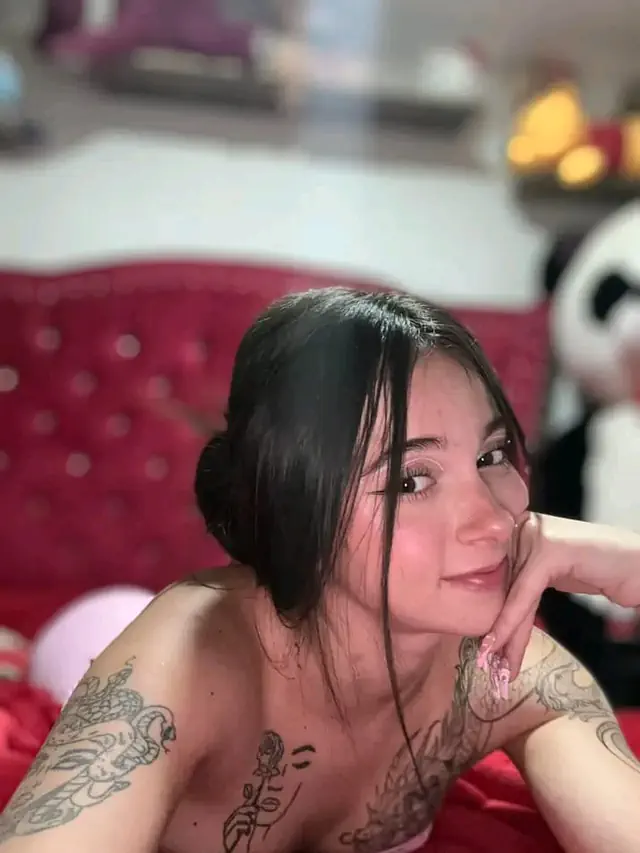 escort-media-66f1dda4-e81f-47c9-8979-80c1dc4926fb