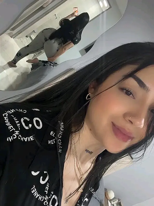 escort-media-66fdcc8d-b2f4-43ba-8ca8-fcaf01553740
