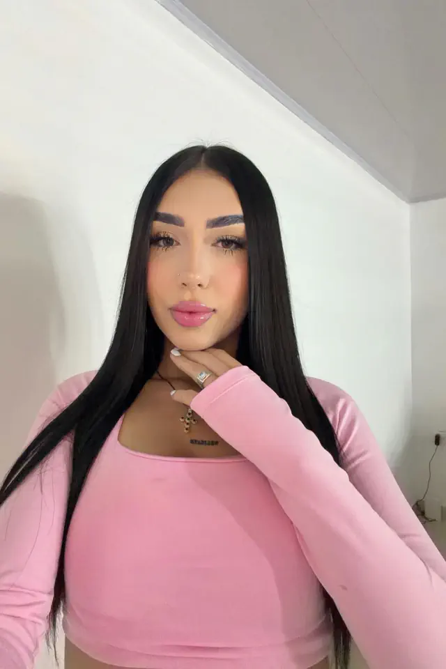 escort-media-6748de0c-6575-4472-b8cf-b6ea11b054e1