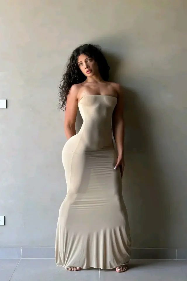 escort-media-681876d9-a7df-43a8-bb3d-0861d02ae538