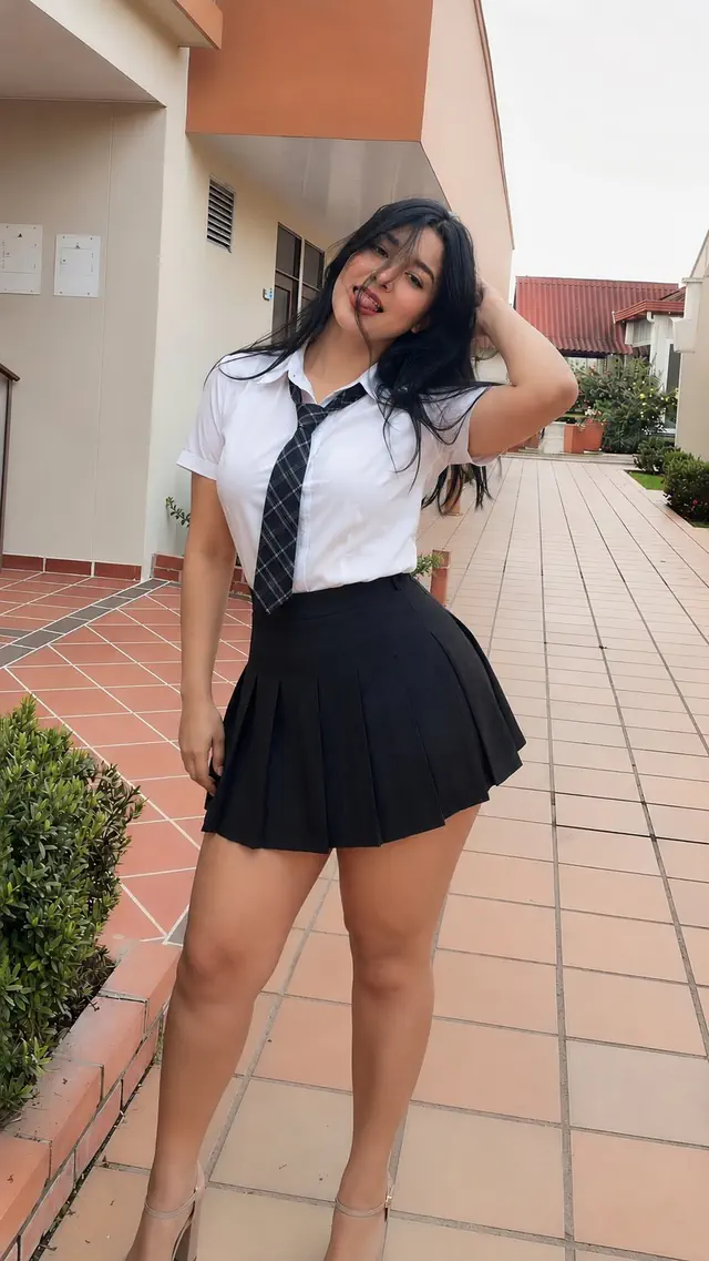 escort-media-6866270f-d5c6-4f20-a0b8-7180ccdf1d2c