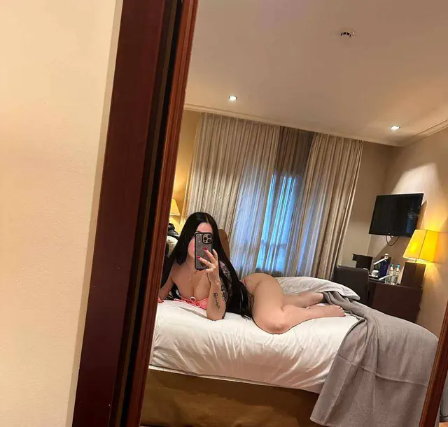 escort-media-687d40a8-d14f-4101-9797-443d3c41c914