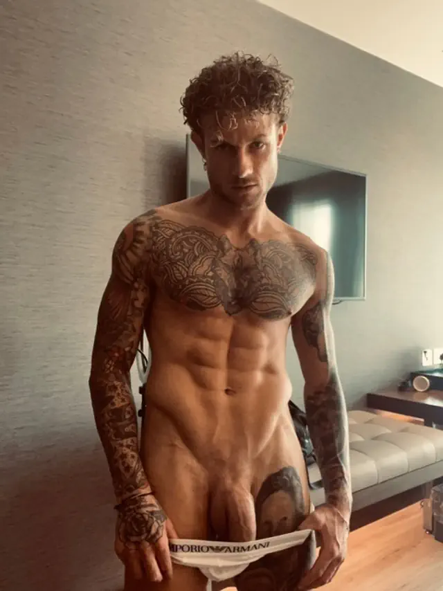 escort-media-68b6b6f5-a893-42ea-8802-699844ea7cbc