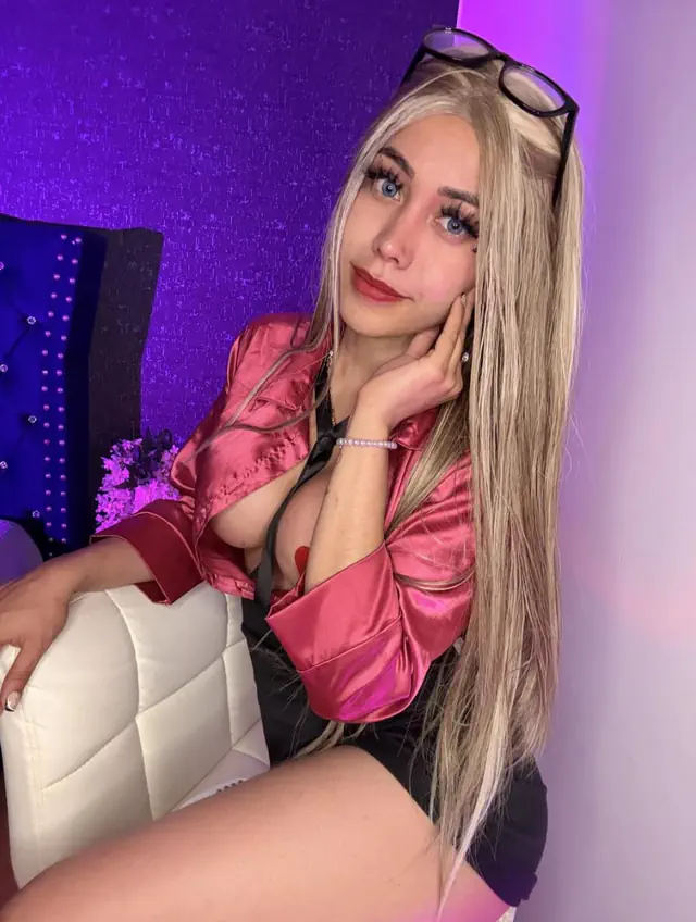 escort-media-68fb7eb2-44aa-480b-b597-a84d51a2a11d