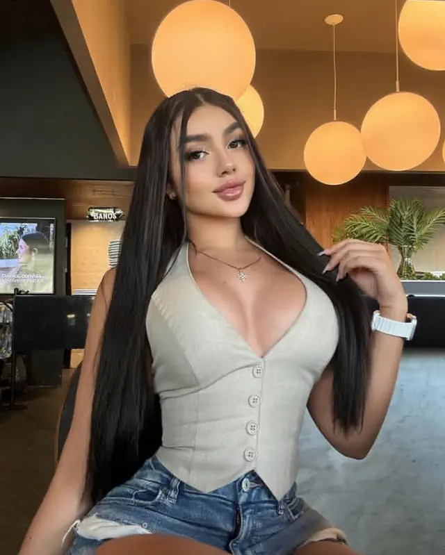 escort-media-69316f64-d88d-49c7-b6f9-ecb049f49faa