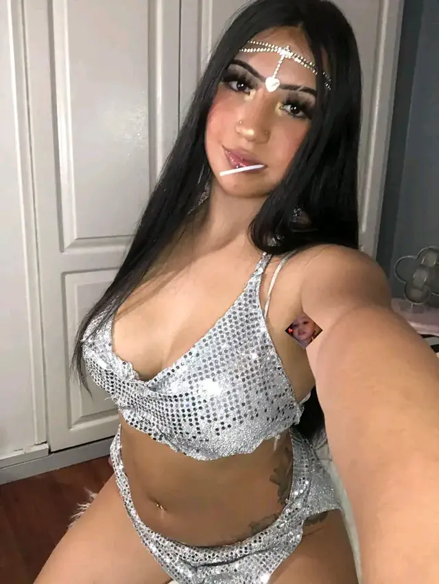 escort-media-69c00139-0e43-4aac-89dd-53e260c33d9c