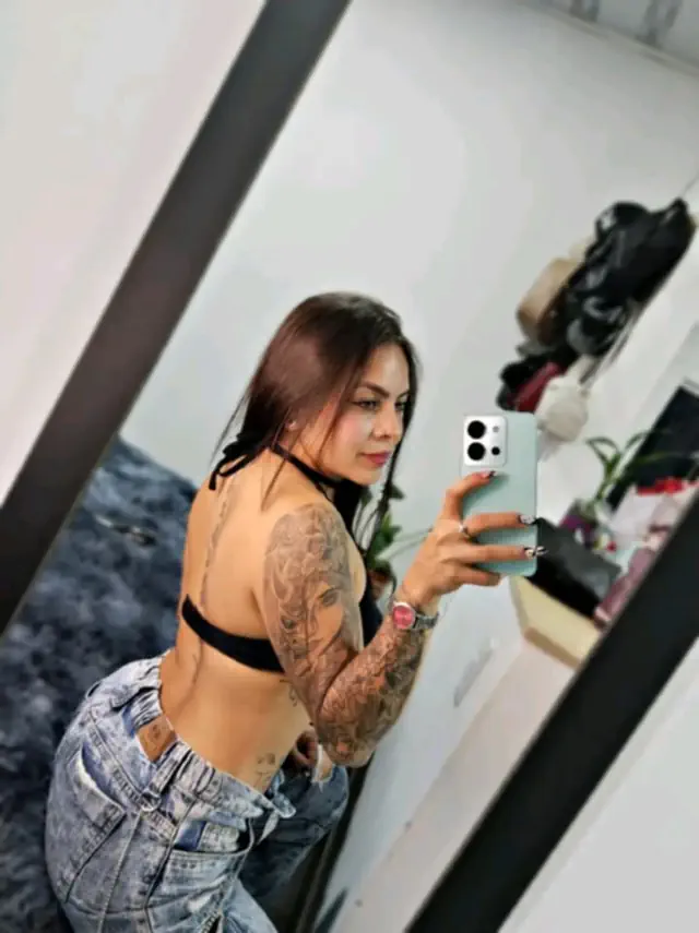 escort-media-69c4c035-fa78-43e2-a4c2-cb90a68d4da0